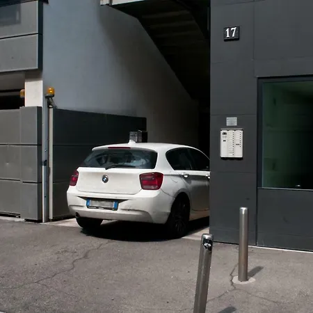 Vela Suites Centro Con Garage * Milano